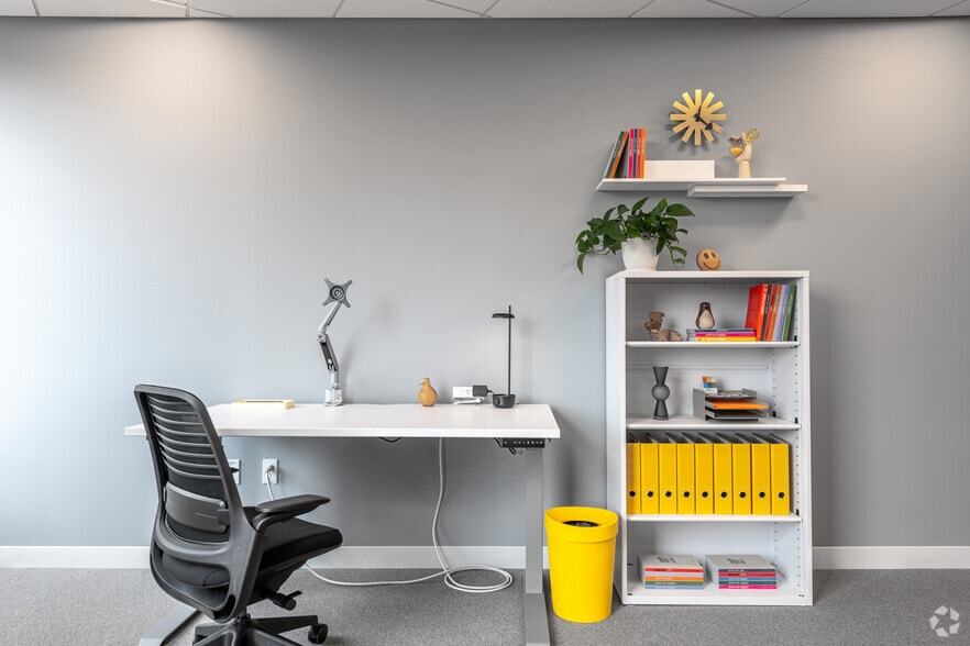 More Photos Of 1468 W 9th St, Cleveland Coworking Space