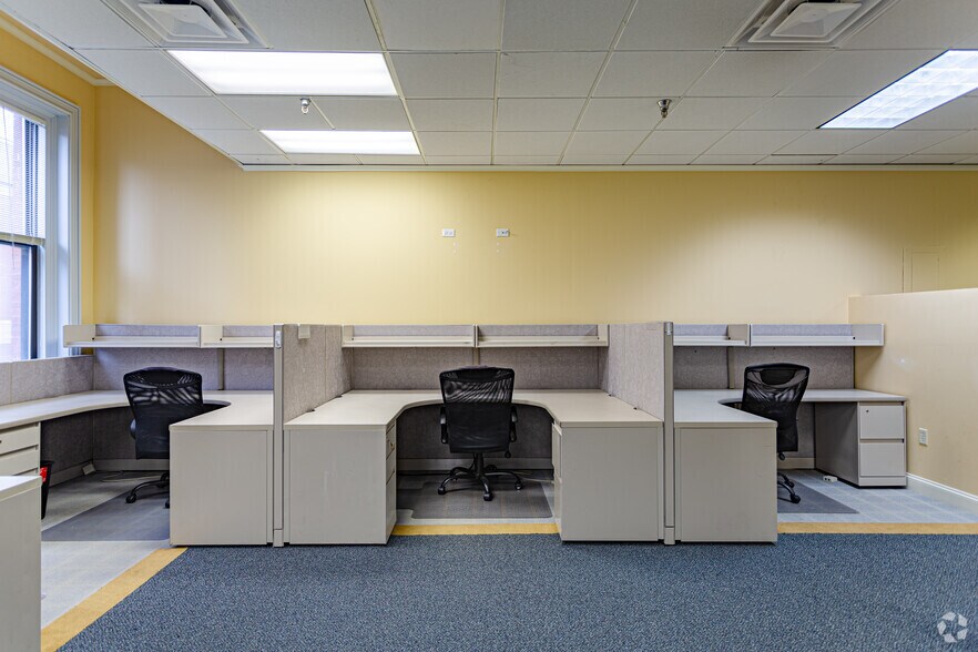 More Photos Of 75 Congress St, Portsmouth Office Residential For Lease