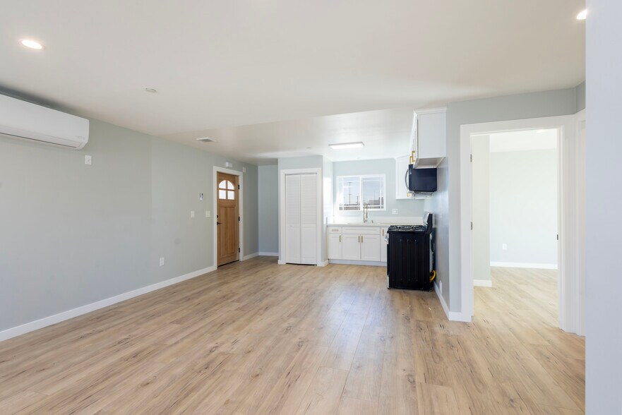 More Photos Of 3468 W 71st St, Los Angeles Apartments For Sale