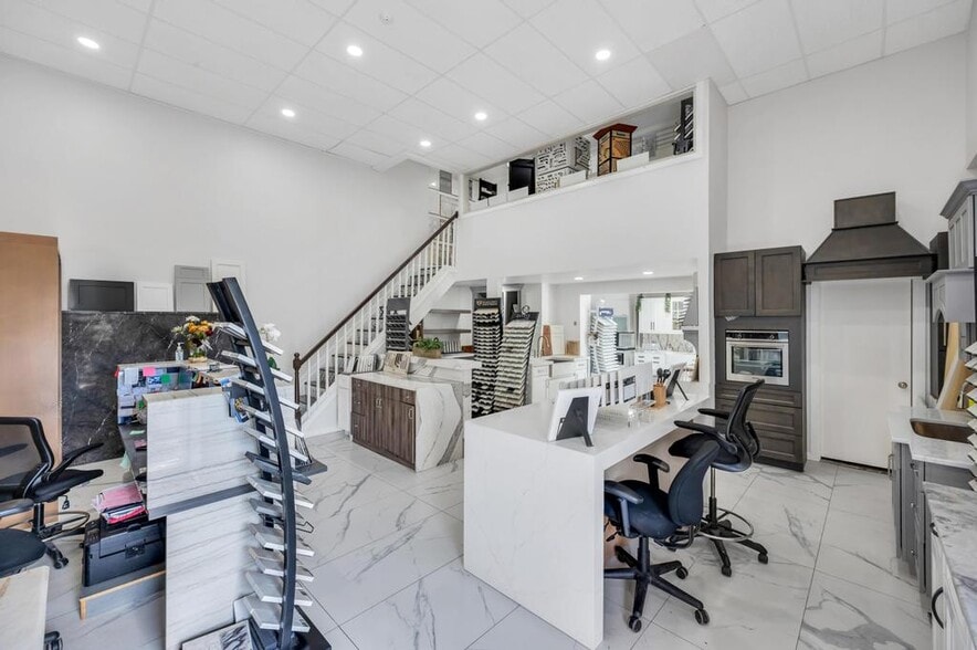 More Photos Of 1189 Montauk Hwy, Mastic Warehouse For Sale