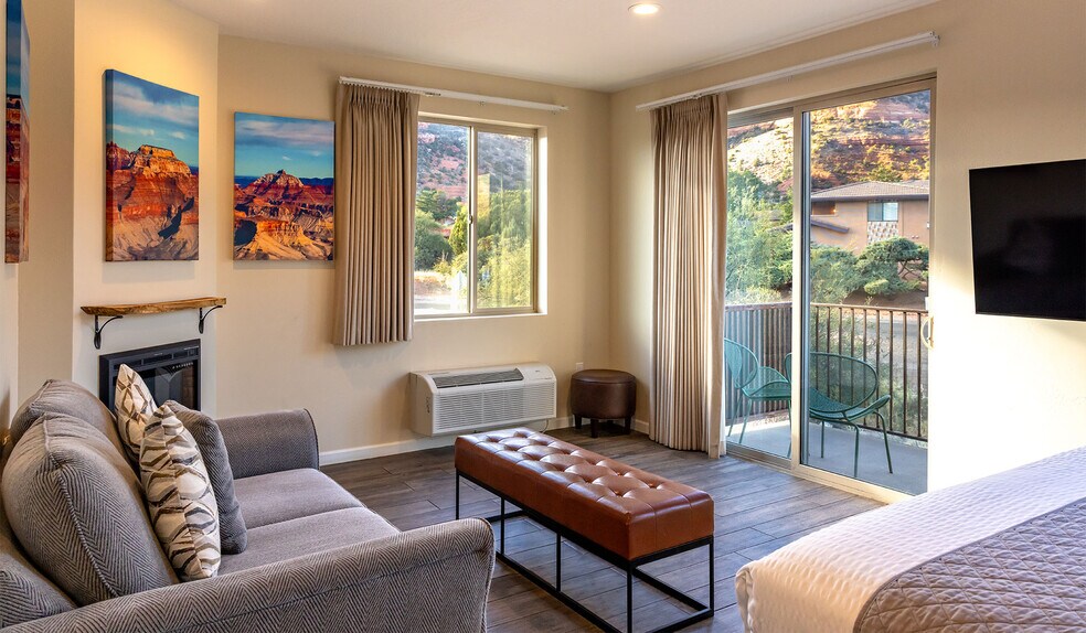 More Photos Of 105 Bell Rock Plz, Sedona Hotel For Sale