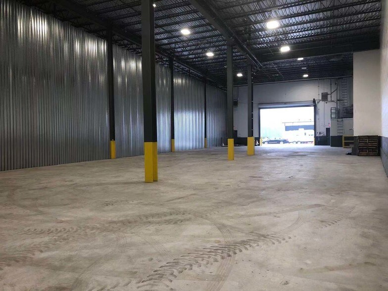 More Photos Of 56-11 Arnold Ave, Maspeth Distribution For Lease