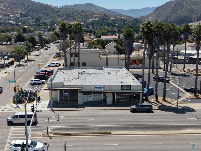 More Photos Of 108-124 E Ocean St, Lompoc Storefront Retail Office For Lease