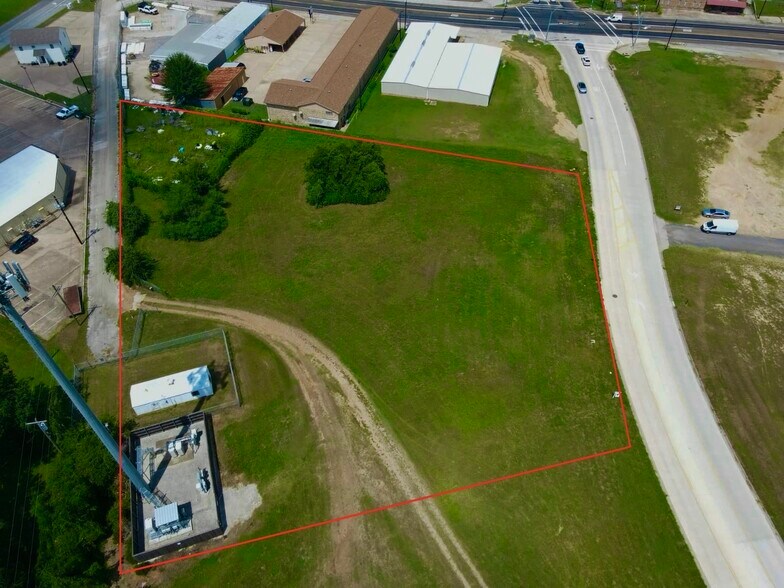 More Photos Of 2218 Chappell Hill St, Brenham Land For Sale