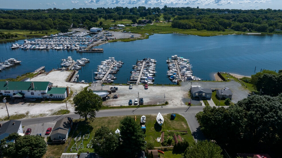 More Photos Of 36 Bay Ave, Warwick Specialty For Sale