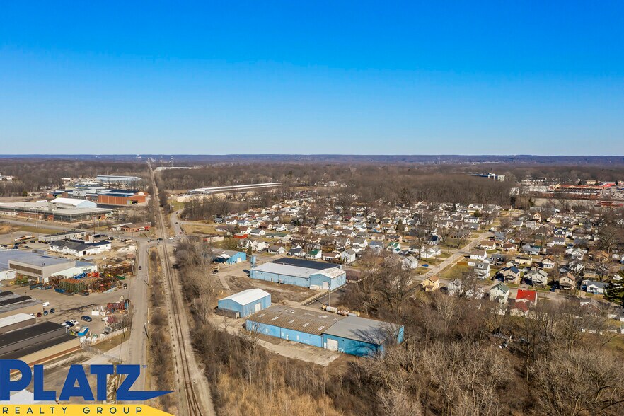 More Photos Of 1929 Larchmont Ave NE, Warren Warehouse For Sale