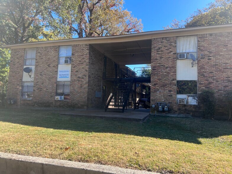 More Photos Of 1350 Willie Mitchell, Memphis Apartments For Sale