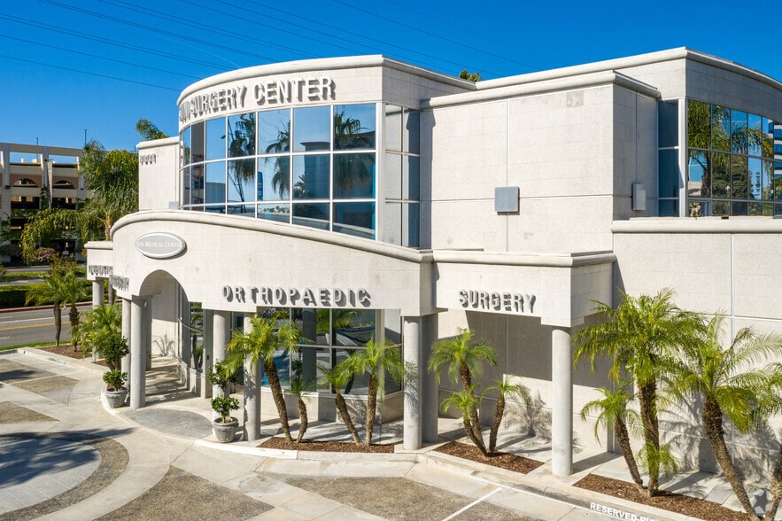More Photos Of 7801 Center Ave, Huntington Beach Medical For Lease