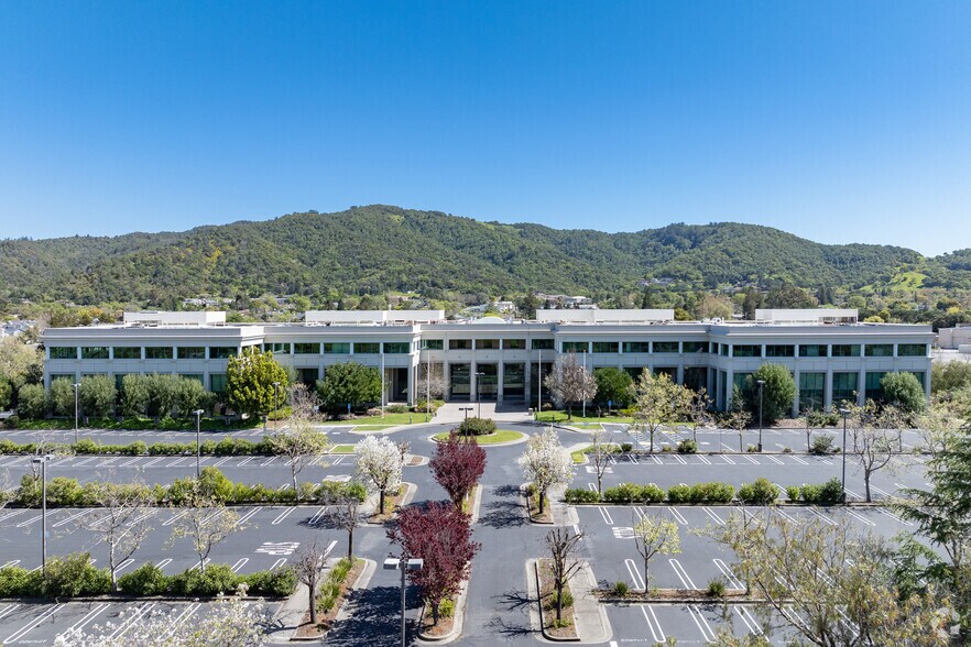 More Photos Of 111 McInnis Pky, San Rafael Office For Lease