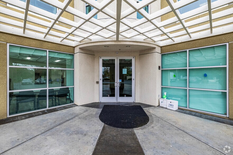 More Photos Of 2316 Orchard Pky, Tracy Medical For Lease