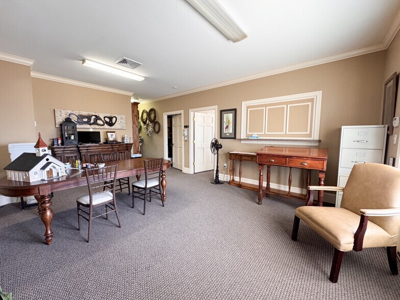 More Photos Of 218 Frostland Dr, Water Valley Religious Facility For Sale