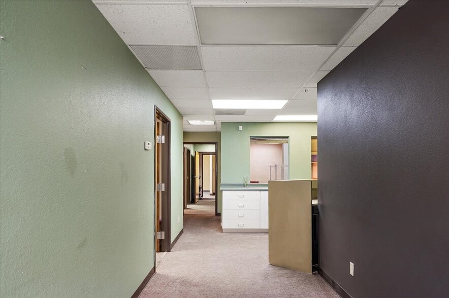 More Photos Of 2850 W Serendipity Cir, Colorado Springs Medical For Sale