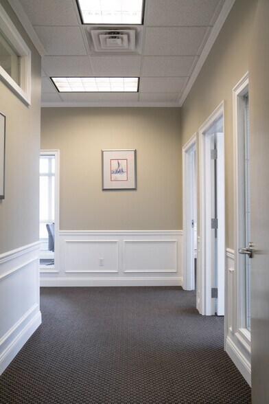 More Photos Of 31320 solon Rd, Solon Office For Lease