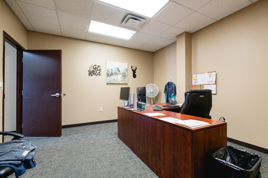 More Photos Of 201 Murphy Dr, Maumelle Research And Development For Lease