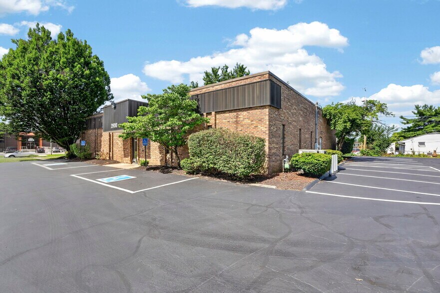 More Photos Of 3900 E Livingston Ave, Columbus Medical For Sale