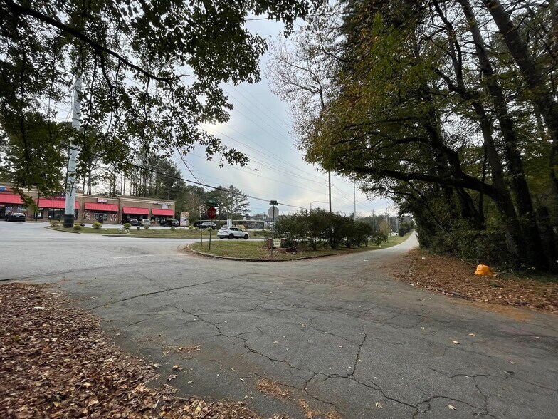 More Photos Of 4446 Glenwood Rd, Decatur Land For Sale