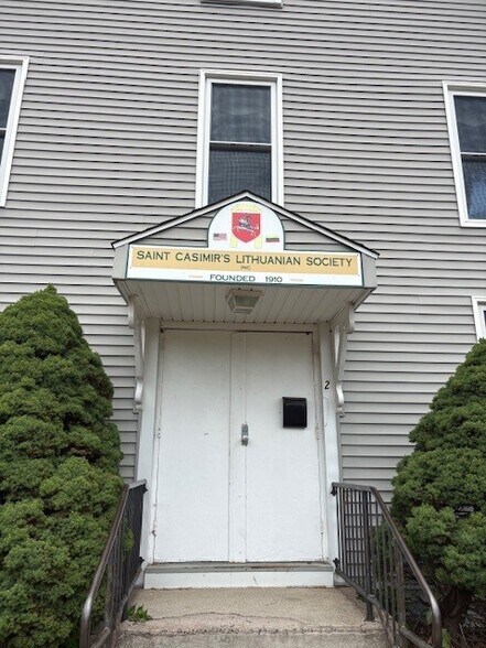 More Photos Of 28 West St, Windsor Lodge Meeting Hall For Lease