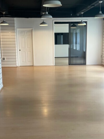 More Photos Of 168 SE 1st St, Miami Loft Creative Space For Sale