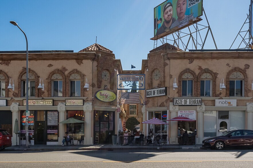 Primary Photo Of 1927-1949 Westwood Blvd, Los Angeles Restaurant For Lease