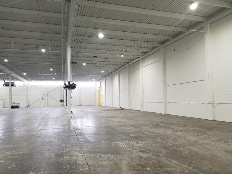 More Photos Of 15012 Edgerton Rd, New Haven Manufacturing For Lease