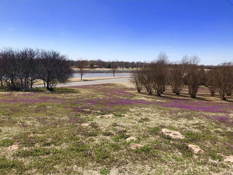 More Photos Of 1522 S Robinson Ave, Oklahoma City Auto Repair For Lease