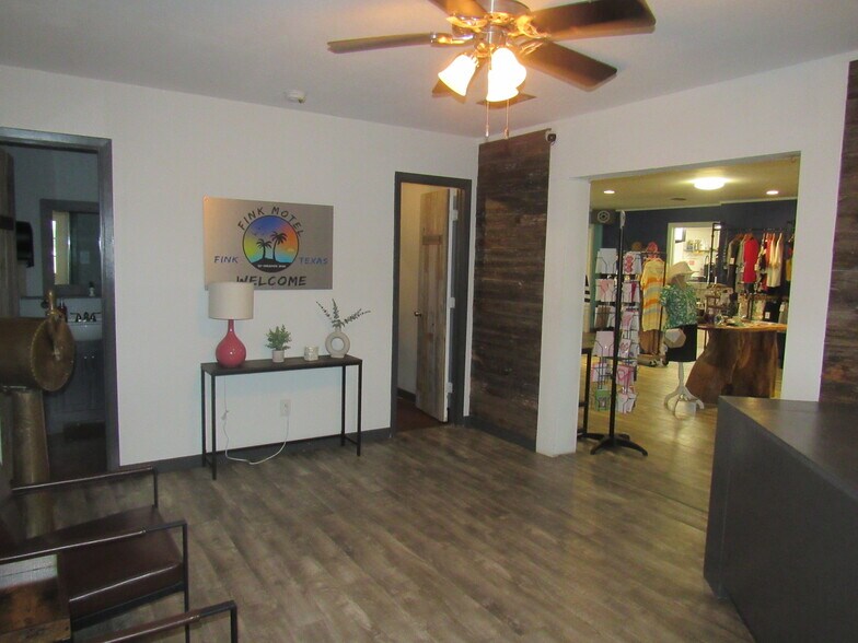 More Photos Of 75005 N Hwy 289, Pottsboro Hotel For Sale