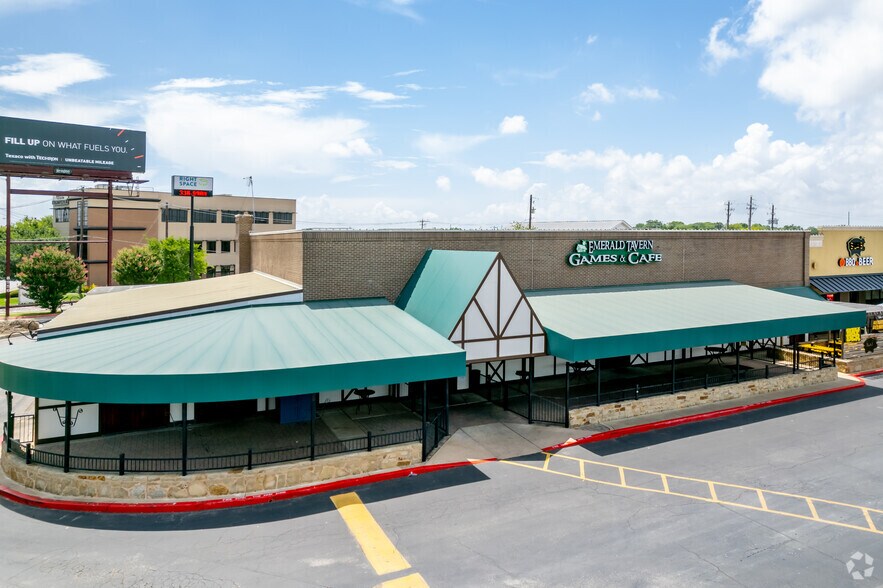 More Photos Of 9012 Research Blvd, Austin Unknown For Lease