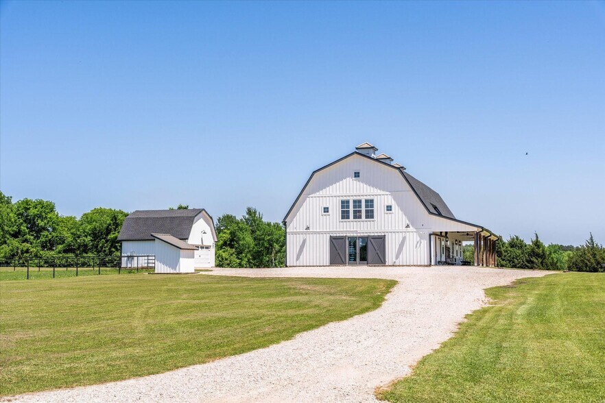 More Photos Of 12162 Wyatt Rd, Montgomery Lodge Meeting Hall For Sale