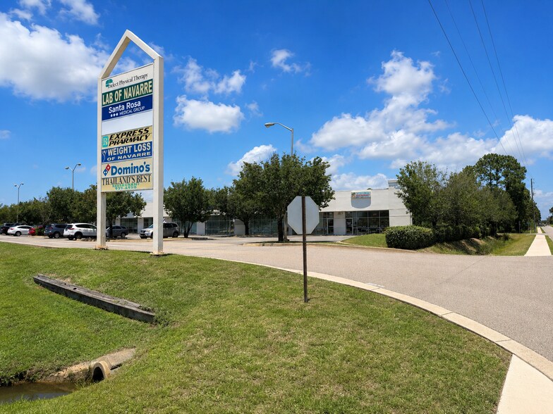 Primary Photo Of 1921-1933 Ortega St, Navarre Unknown For Lease