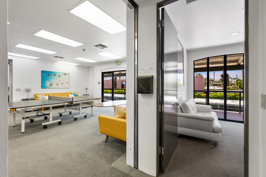 More Photos Of 74399 Hwy 111, Palm Desert Office For Sale