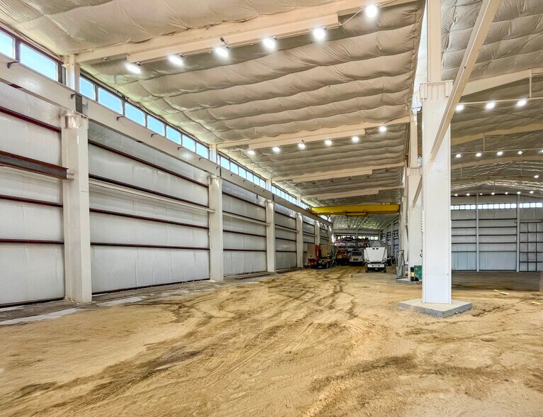 More Photos Of 5205 Cleveland Massillon Rd, Norton Manufacturing For Lease