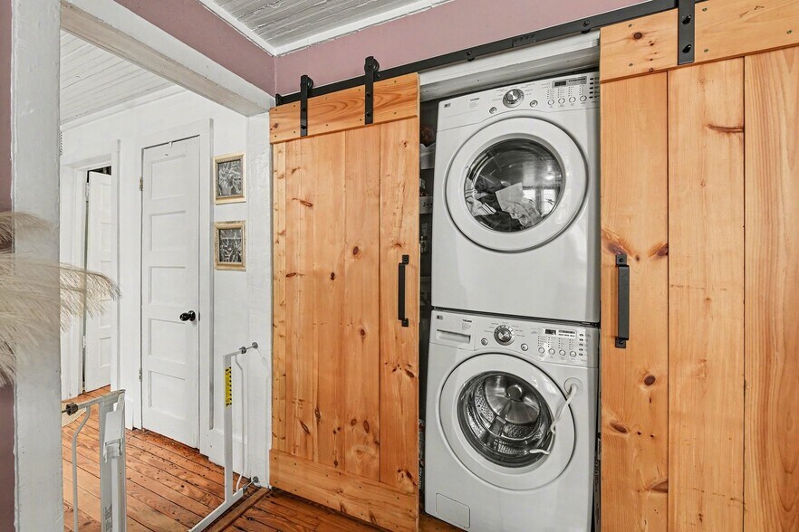 More Photos Of 81 Simons St, Charleston Apartments For Sale