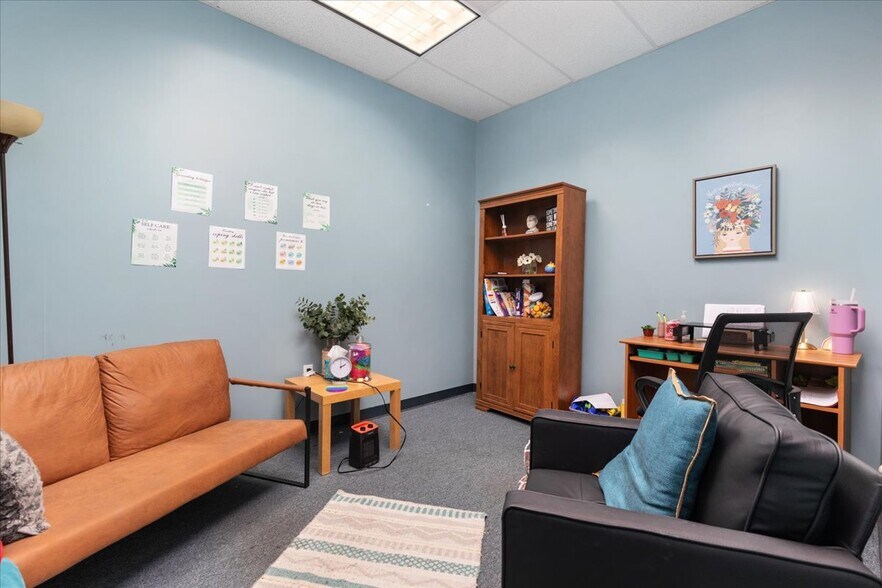 More Photos Of 8140 Ashton Ave, Manassas Medical For Sale