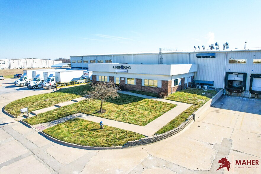 More Photos Of 2600 Maguire Blvd, Columbia Industrial For Sale