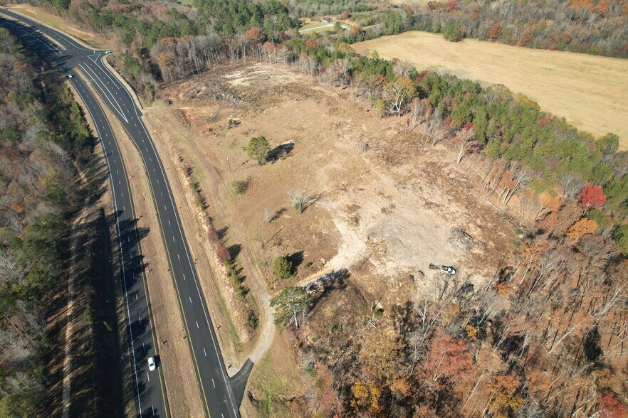 More Photos Of 4143 Highway 411, Kingston Land For Lease