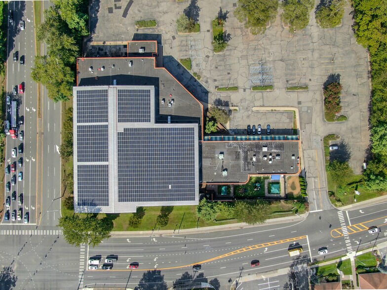 More Photos Of 635 Middle Country Rd, Coram General Retail For Sale