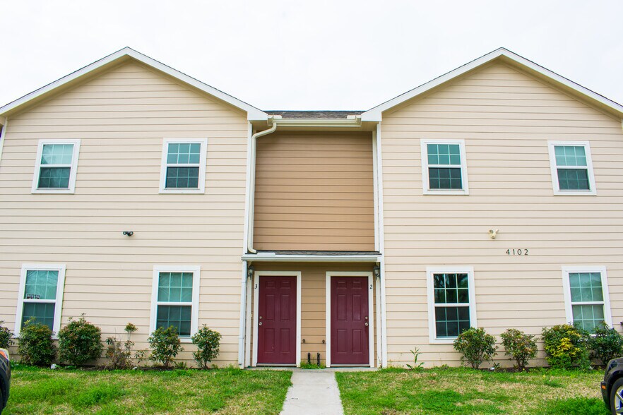 More Photos Of , Bacliff Multifamily For Sale