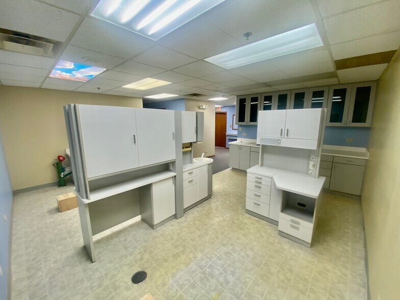 More Photos Of 18220 Harwood Ave, Homewood Office Residential For Sale