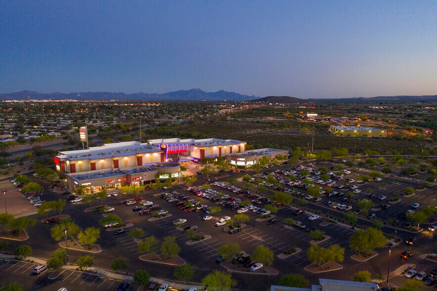More Photos Of 5117-5515 S Calle Santa Cruz, Tucson Unknown For Lease