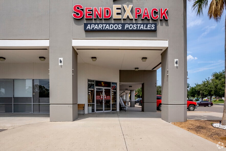 More Photos Of 1800 S Main St, McAllen Unknown For Lease