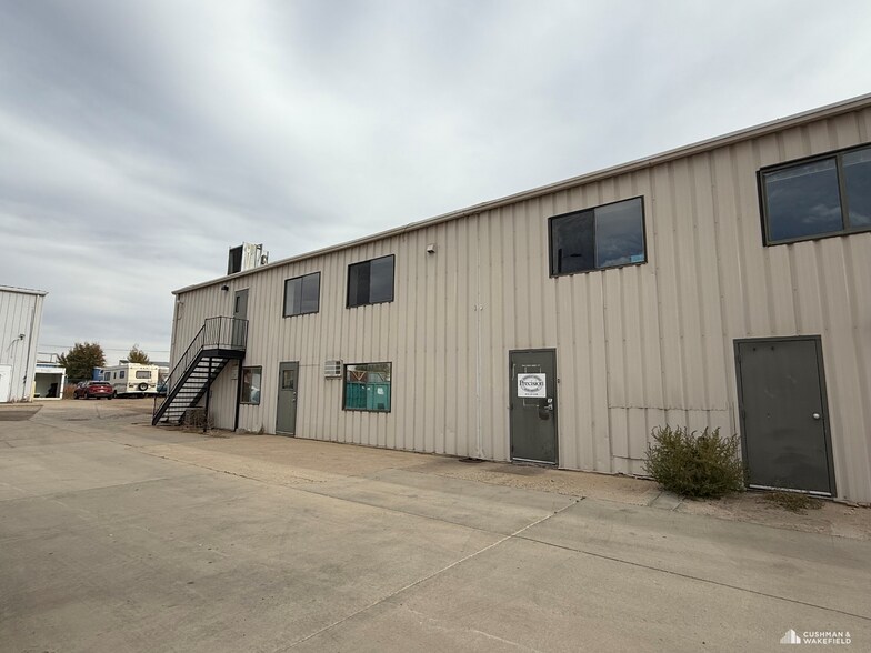 More Photos Of 1418 E Magnolia St, Fort Collins Flex For Lease