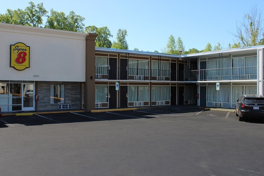 More Photos Of 2402 S Sterling St, Morganton Hotel For Sale