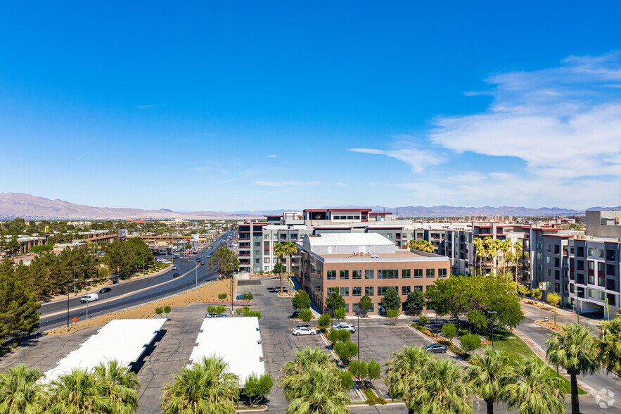 More Photos Of 3753-3993 Howard Hughes Pky, Las Vegas Unknown For Lease