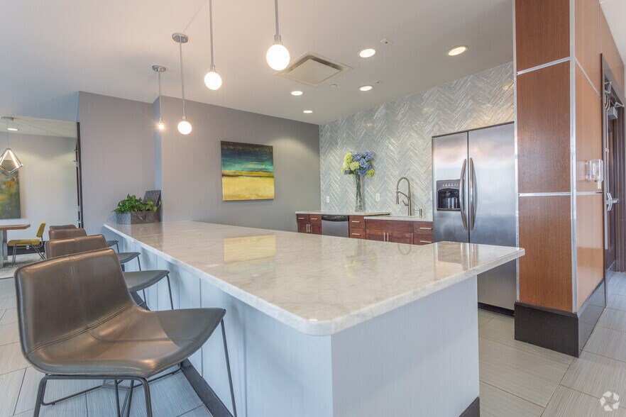 More Photos Of 670 Downey Green, Hampton Apartments For Sale