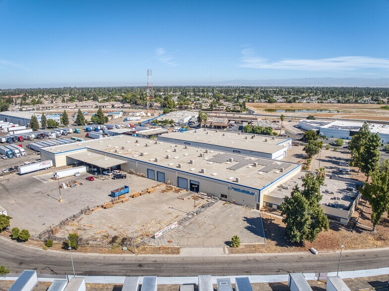 More Photos Of 5333 N Cornelia Ave, Fresno Warehouse For Sale