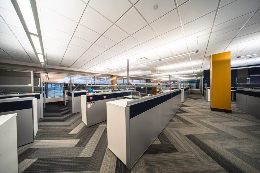 More Photos Of 1 Campus Martius, Detroit Office For Lease