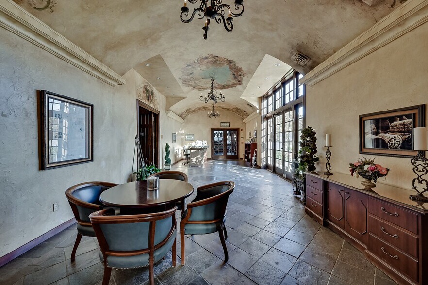 More Photos Of 2000 Champagne Blvd, Grapevine Specialty For Sale