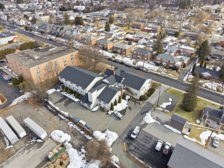 More Photos Of 659 Broad St, Emmaus Apartments For Sale