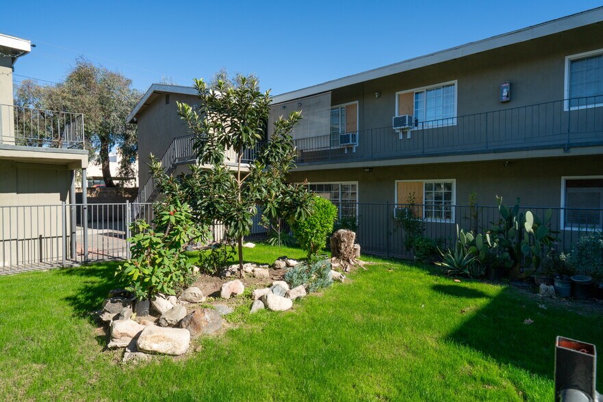 More Photos Of 10851-10861 Palma Vista Ave, Garden Grove Apartments For Sale