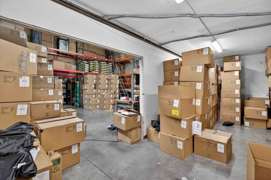 More Photos Of 1767 Standard Ave, Glendale Office For Lease